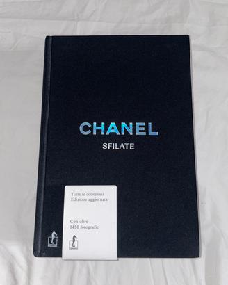 libro sfilate Chanel