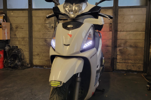 Kymco people gti 200 2013