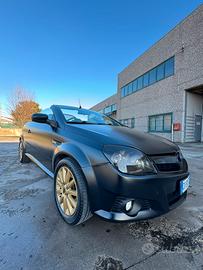 Opel Tigra TwinTop 1.4 16v Sport