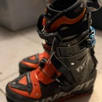 Scarponi dynafit  tlt 6 scialpinismo