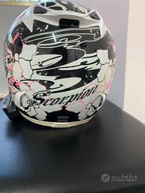 casco donna della scorpion 