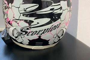 casco donna della scorpion 