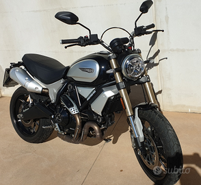 Ducati Scrambler 1100 pari al nuovo