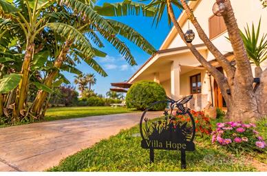 Casa Vacanze Terrasini (Villa da 8 posti)