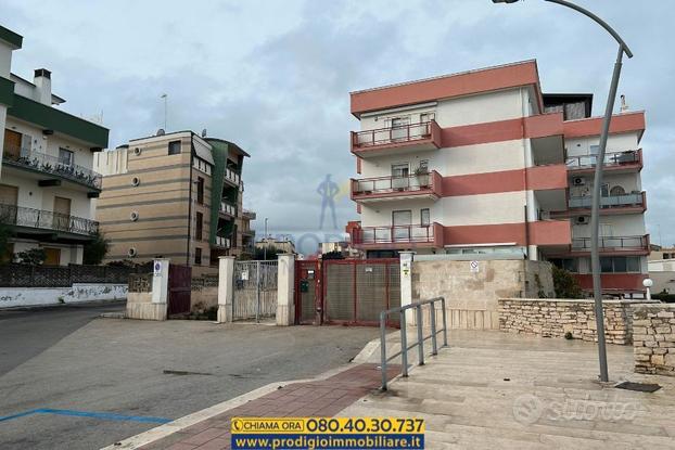 Luminoso appartamento con vista mare a Bisceglie