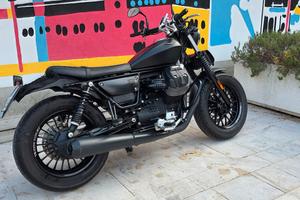 Moto Guzzi V9 Bobber