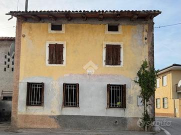 2 LOCALI A SAN QUIRINO