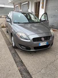 Fiat Croma 1.9 Multijet Emotion