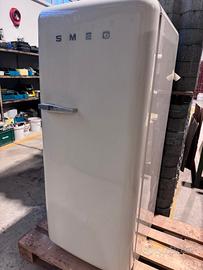 Frigo SMEG FAB28 '50 STYLE PANNA
