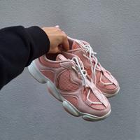 sneakers da ginnastica rosa modello chunky grosse