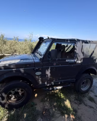 Suzuki samurai