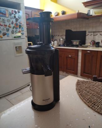 Estrattore succo frutta e verdura 
