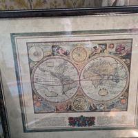 2 stampe con cornice planisfero