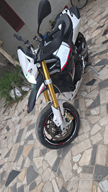 Aprilia Dorsoduro 1200cc
