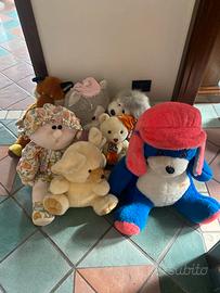 Giocattoli e pupazzettiregalo vari