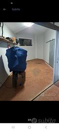 Posto moto a pegli in box coperto