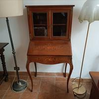 vetrinetta con ribaltina del 1800 francese