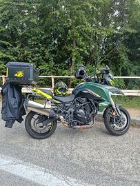 TRK 702 S  COLORI DELLA X