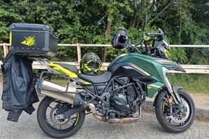 TRK 702 S  COLORI DELLA X