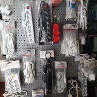 Multiprese e altro materiale elettrico