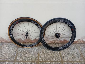 ZIPP 404 RUOTE CARBONIO