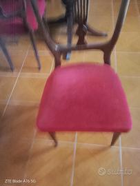 sedia  in velluto rosso
