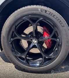 CERCHI E GOMME DA 20 ORIGINALI ALFA ROMEO
