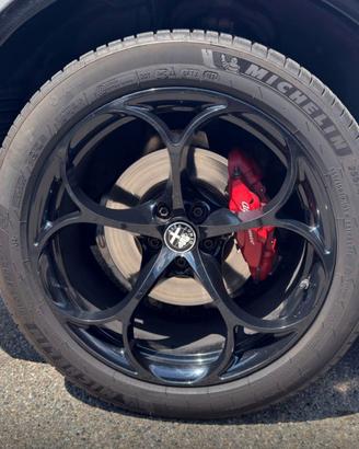 CERCHI E GOMME DA 20 ORIGINALI ALFA ROMEO