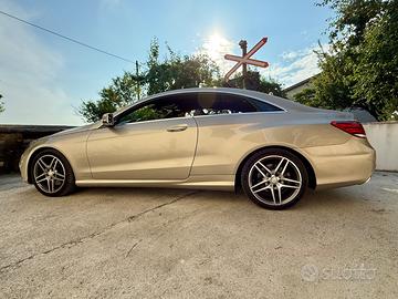 Mercedes-Benz E Coupe 200 -C207 Premium AMG