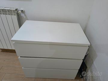 Cassettiera con 3 cassetti