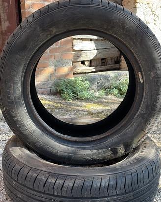 Gomme auto