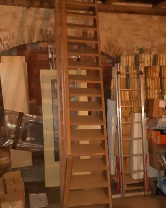 scala APERTA in legno