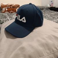 cappello con visiera 