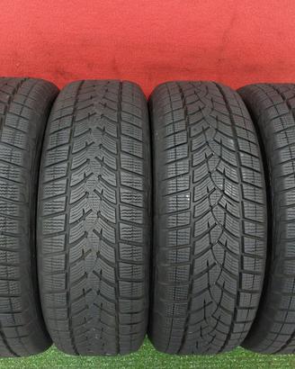 215 65 17 Gomme GoodYear Invernal 70-80% 215 65R17