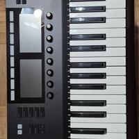KOMPLETE KONTROL MK2 S61
