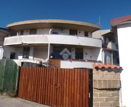 VILLA A SCHIERA A ANZIO