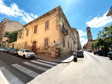 Prestigioso Immobile Liberty primi 900