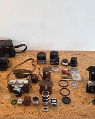 Lotto 4 Fotocamere Vintage + Obiettivi e Accessori