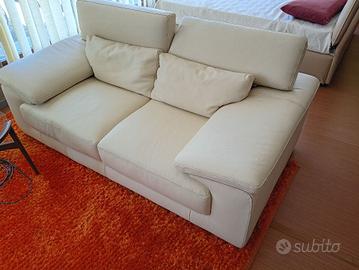 Divano scontato