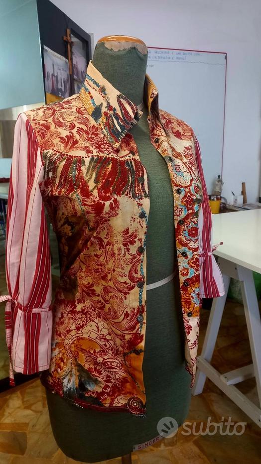 Save the queen Vendita in Abbigliamento e accessori