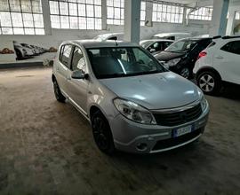 Dacia Sandero 1.4 8v 75cv GPL OK NEOPATENTATI