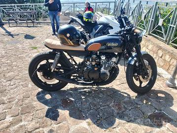 Suzuki Cafè Racer