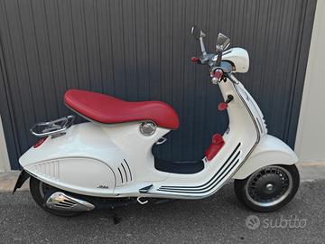 Vespa 946