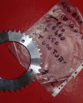 CORONA PIGNONE YAMAHA