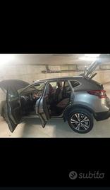 Nissan Qashqai j11 connecta