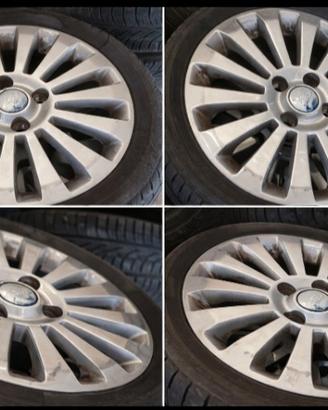 4 cerchi in lega originali Ford da 16" con gomme