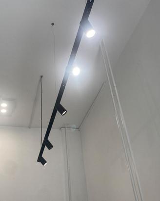 Sistema di illuminazione binario e faretti MAYTONI