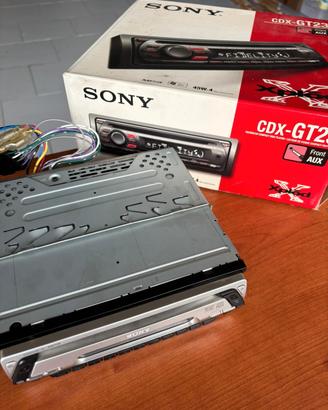 AUTORADIO Sony CDX-GT230 FM/MW/LW
