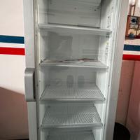 Frigo veteina bar