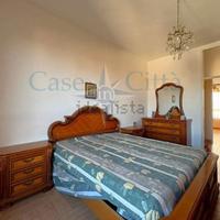 Camera da letto completa in legno massello – Class